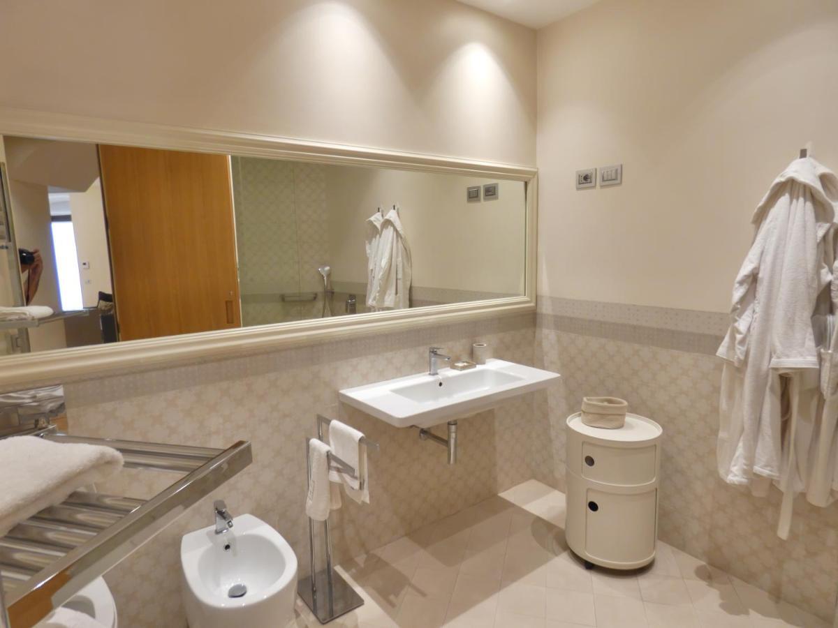 Maison Laghetto - Apartment Suite มิลาน ภายนอก รูปภาพ