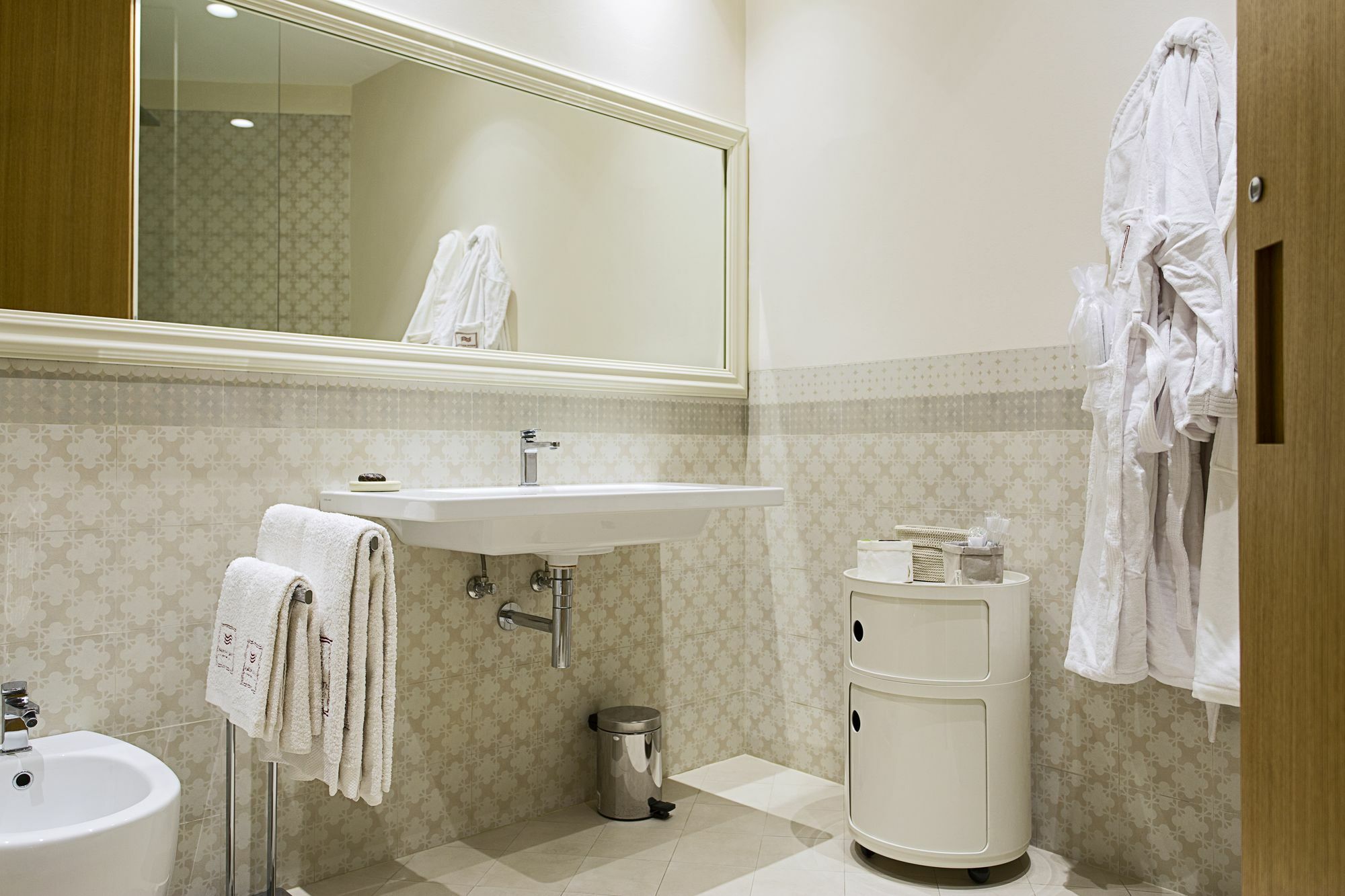 Maison Laghetto - Apartment Suite มิลาน ภายนอก รูปภาพ